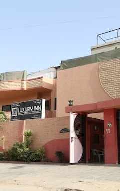 Hotel Luxury Inn (Karachi, Pakistan)