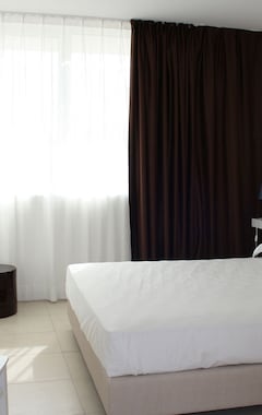 Hotelli 19 Resort (Santa Cesarea Terme, Italia)