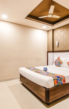 OYO 4324 Hotel Emerald Manor (Chennai, India)