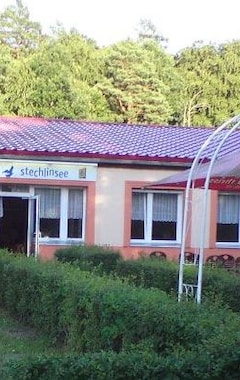 Hotelli Pension Stechlinsee (Stechlin, Saksa)