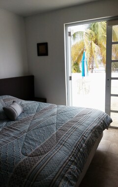 Hotelli Mares Rest & Guesthouse (Aguada, Puerto Rico)