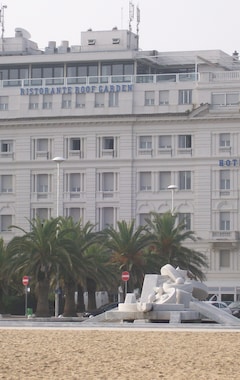 Hotelli Hotel Esplanade (Pescara, Italia)