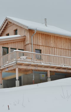 Huoneistohotelli Alpenchalets Klippitz (Bad Sankt Leonhard im Lavanttal, Itävalta)