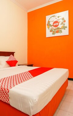 Hotelli OYO 1225 Hotel Dibino (Surabaya, Indonesia)