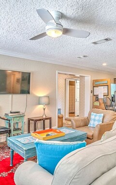 Koko talo/asunto Beach House Blue 4/2 Home Beach On A Budget (Laurel Hill, Amerikan Yhdysvallat)