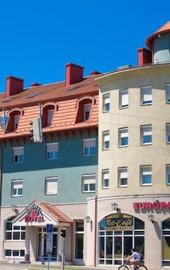 Europa Hotel Es Etterem (Nyíregyháza, Ungarn)