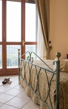 Hotel Belvedere (Montà, Italien)