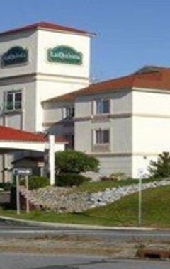 Hotelli Colonie Inn And Suites (Latham, Amerikan Yhdysvallat)