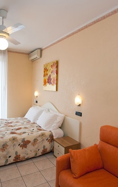 Hotelli Hotel Fiorella (Sirmione, Italia)