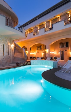 Hotel Neikos Luxury Suites (Afitos, Grecia)