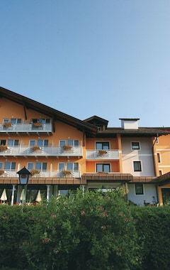 Hotel Pachernighof (Velden, Austria)