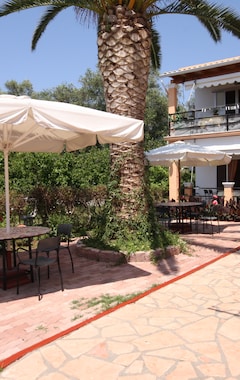 Hotel Kostas Apartments & Studios (Agios Georgios Pagi, Grecia)