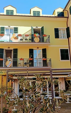 Aparthotel Hotel Appartamenti Giada (Moneglia, Italia)