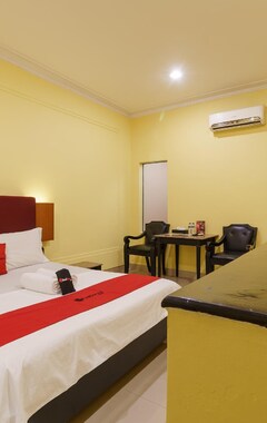 Hotel RedDoorz Plus near Ancol (Yakarta, Indonesia)