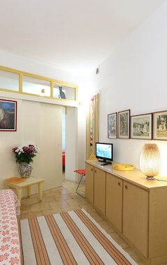 Koko talo/asunto Last Minute Apartment Basuetta, Cinque Terre ancient village Free Wifi (Monterosso al Mare, Italia)