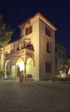 Hotel Villa Dei Tigli, Liberty resort 920 (Rodigo, Italien)