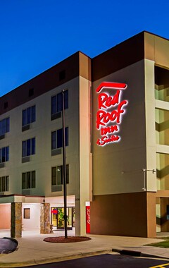 Hotel Red Roof Inn & Suites Fayetteville-Fort Bragg (Fayetteville, USA)