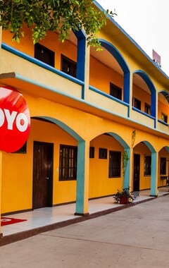 Oyo Hotel Miramar, Loreto (Loreto, México)