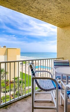 Hotelli Ocean View 5th Floor Castle Reef Condo ~ Overlooking Pool And Beach (New Smyrna Beach, Amerikan Yhdysvallat)
