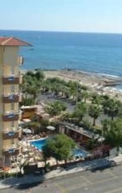 Hotel Monart Luna Playa (Alanya, Turquía)