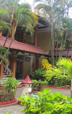 Hotel Puri Naga Beachfront Cottages (Legian, Indonesia)