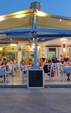 Saronis Hotel Agistri - Adults Only (Skala, Grækenland)