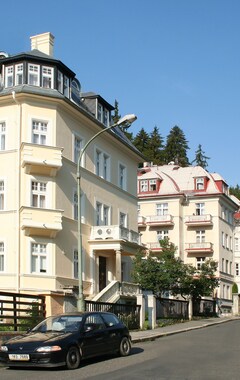 Hotel Lázenská Lécebna Mánes (Karlovy Vary, Tjekkiet)