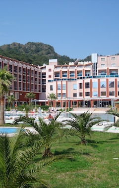 Hotelli Green Nature Resort & Spa (Armutalan, Turkki)