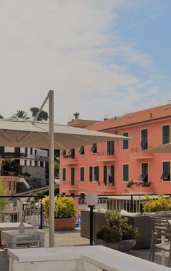 Hotel Doria (Lavagna, Italien)