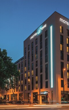 Hotel Motel One Dusseldorf Hauptbahnhof (Dusseldorf, Alemania)