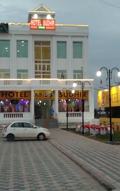 Hotelli OYO 28442 Hotel Sudhir (Sonipat, Intia)