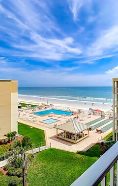 Hotel Ocean View 5th Floor Castle Reef Condo ~ Overlooking Pool And Beach (New Smyrna Beach, USA)