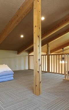 Hotel N.e.w Hot Hot Yunohira Onsen Cottage (Gifu, Japan)
