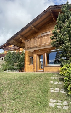 Koko talo/asunto Chalet At 1500m In Anzere Ski Resort , Swiss Alps With Great View (Ayent, Sveitsi)