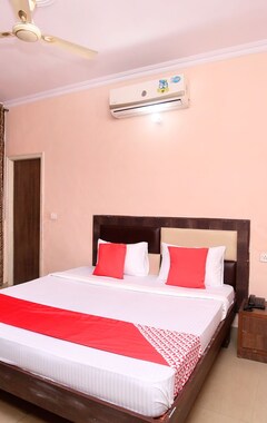 Hotelli OYO 24423 Hotel Royal (Mohali, Intia)