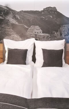 Hotel Landhaus Boutique Motel - Contactless Check-In (Nendeln, Liechtenstein)