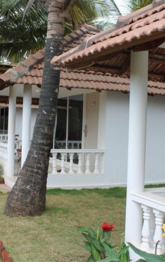 Hotel Morjim Beach Resort (Pernem, India)