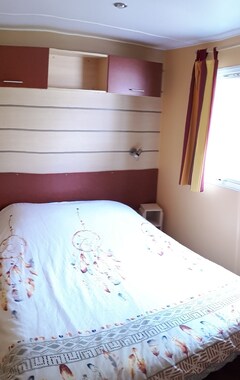 Hotel Camping De Flechat (Orcival, Francia)