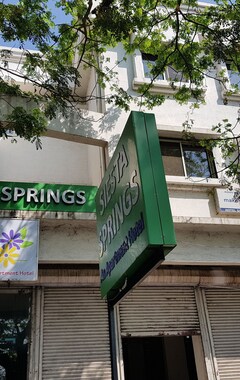 OYO 541 Apartment Hotel Siesta Springs (Pune, Indien)
