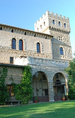 Hotel Castello di Santa Cristina (Grotte di Castro, Italia)