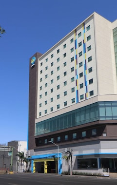Hotel Tru By Hilton Monterrey Fundidora (Monterrey, México)
