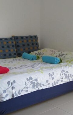 Koko talo/asunto Family Apartment Brist (Tkon, Kroatia)
