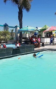 Hotel Beyond Adventure Accommodation (Port Alfred, Sudáfrica)