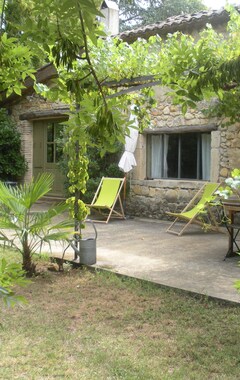 Koko talo/asunto Mas Du 18ème Siècle En Val De Cèze (Sabran, Ranska)