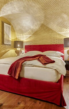 Bed & Breakfast Palazzo Di Alcina - Residenza D'Epoca - Luxury- (Bologna, Italia)