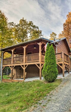 Casa/apartamento entero Peaceful Getaway Penrose Cabin With Hot Tub And Pond (Pisgah Forest, EE. UU.)