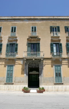 Hotelli Al Bastione Imperiale (Trapani, Italia)