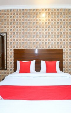 OYO 13700 Hotel Star Palace (Chandigarh, Indien)