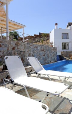 Hotel Achlada - Mourtzanakis Residence (Agia Pelagia, Grecia)
