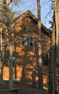 Koko talo/asunto Branson Missouri Luxury Log Cabin On Quiet Pine Ridge Forest Above Lake, Jacuuzi (Blue Eye, Amerikan Yhdysvallat)